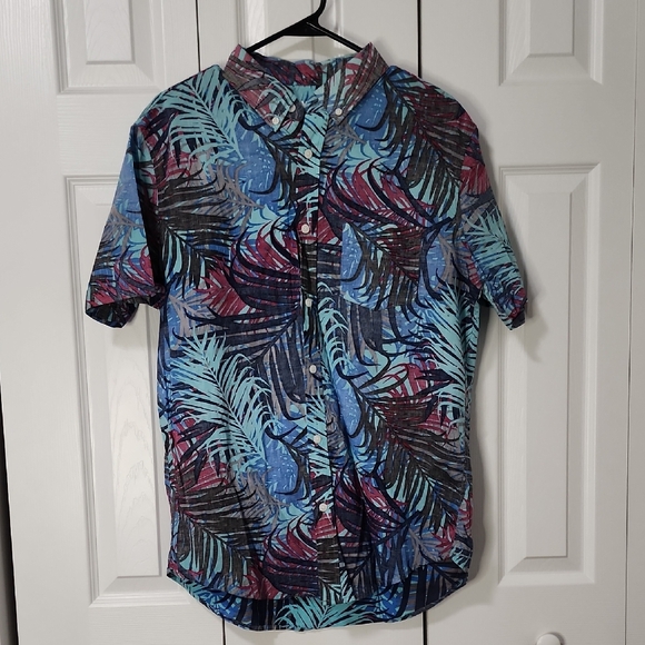 Tony Hawk Other - Tony Hawk Men's Vibrant Leaf Print Shirt